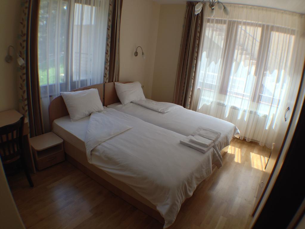 Mala Planina Guest House Iskrets ห้อง รูปภาพ