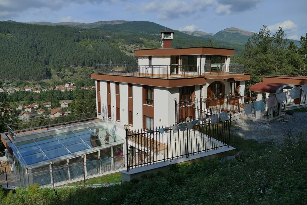 Mala Planina Guest House Iskrets ภายนอก รูปภาพ
