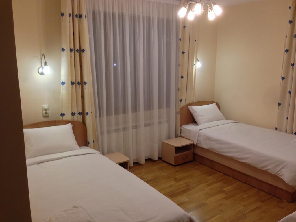 Mala Planina Guest House Iskrets ห้อง รูปภาพ