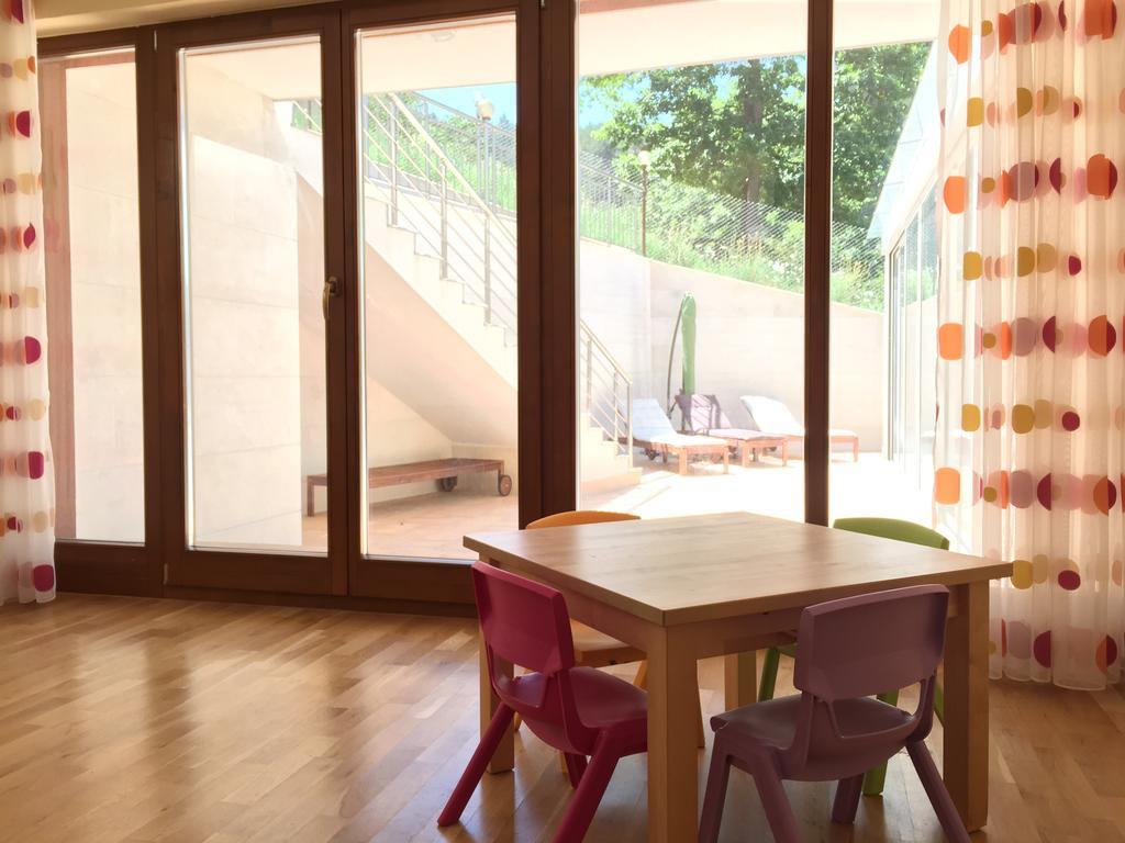 Mala Planina Guest House Iskrets ภายนอก รูปภาพ