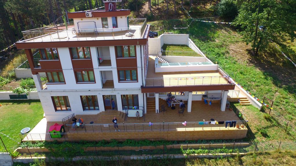 Mala Planina Guest House Iskrets ภายนอก รูปภาพ