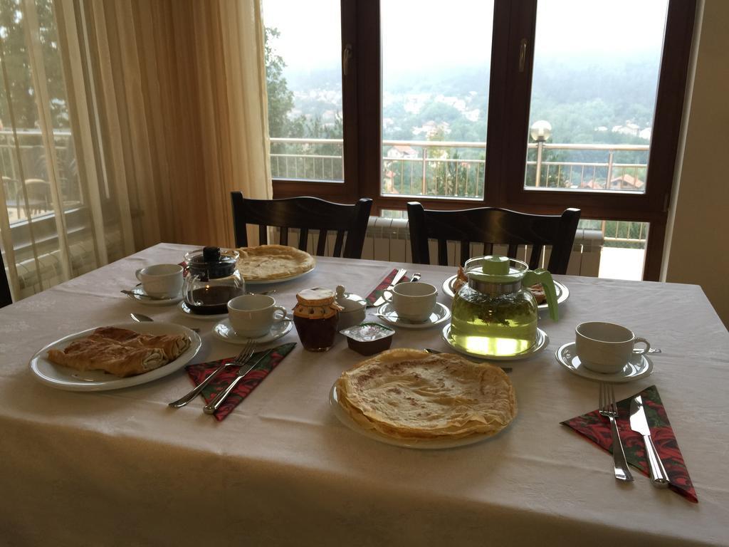 Mala Planina Guest House Iskrets ภายนอก รูปภาพ